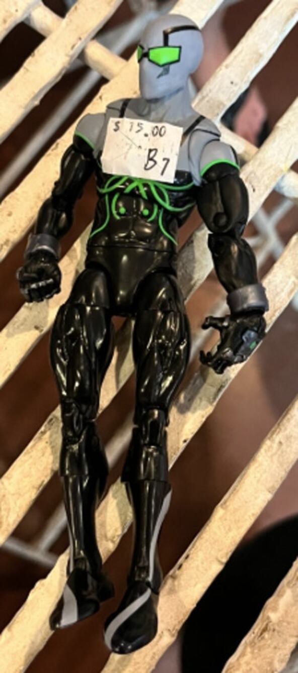 Marvel Legends Living Laser Avengers Endgame Thanos BAF 6" Figure Loose
